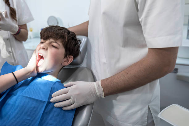 Best Emergency Tooth Extraction in Petal, MS